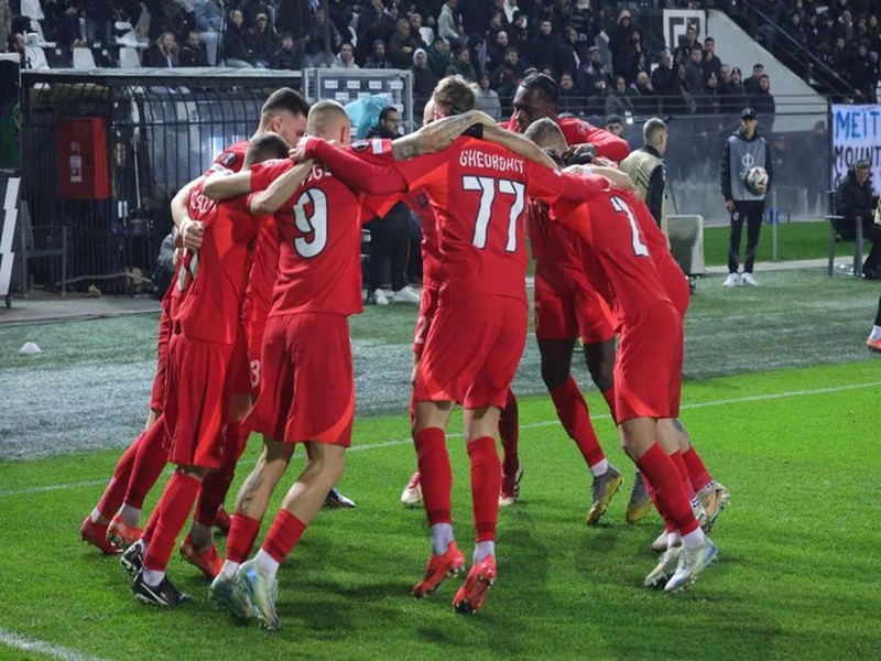FCSB x PAOK – Palpites, onde assistir e escalações (20/02)