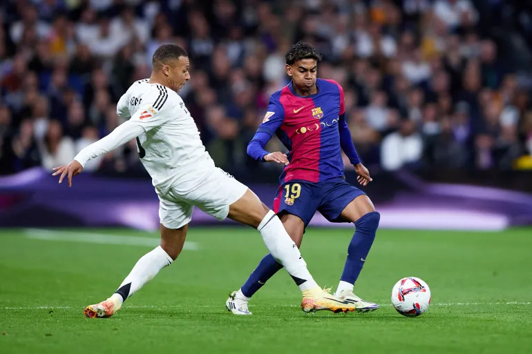 Mbappe e Lamine Yamal - Reprodução: Yandex