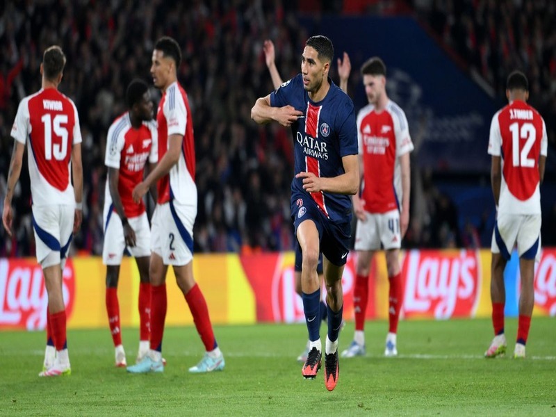 Hakimi comemora pelo PSG - Reprodução: Yandex
