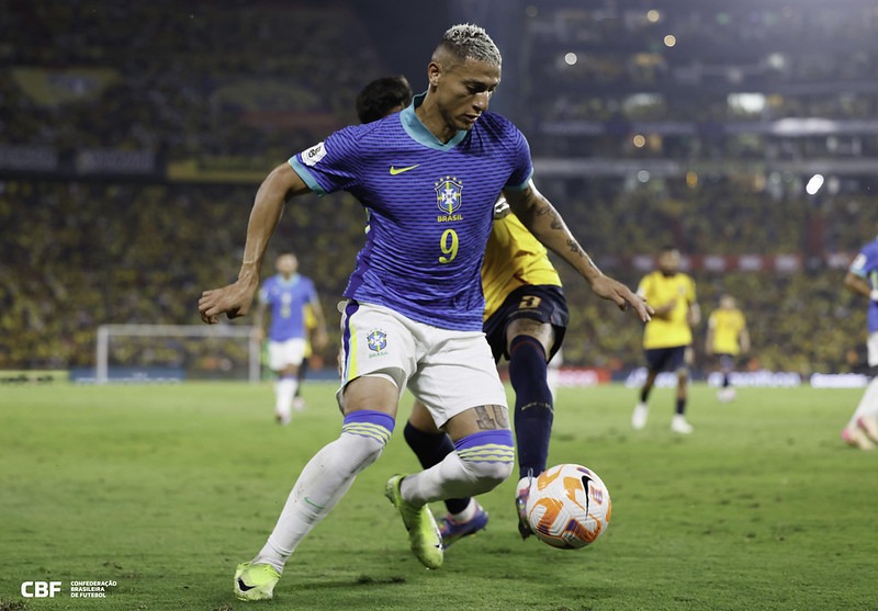 Richarlison em ação pela Seleção Brasileira - Foto: @rafaelribeirorio I CBF - Reprodução: Flickr CBF