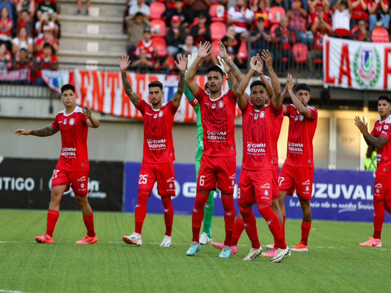 Jogadores do Uníon La Calera - Reprodução: Site oficial do Uníon La Calera
