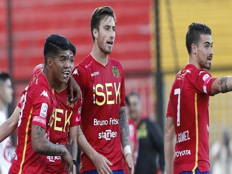 Jogadores do Unión Española - Reprodução: Yandex