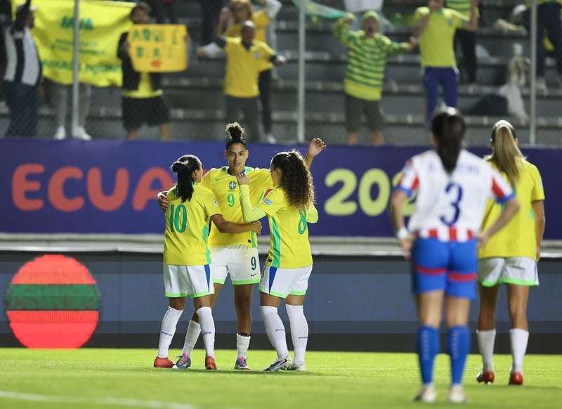 Brasil Garante Vaga Antecipada nas Semifinais da Copa América Feminina