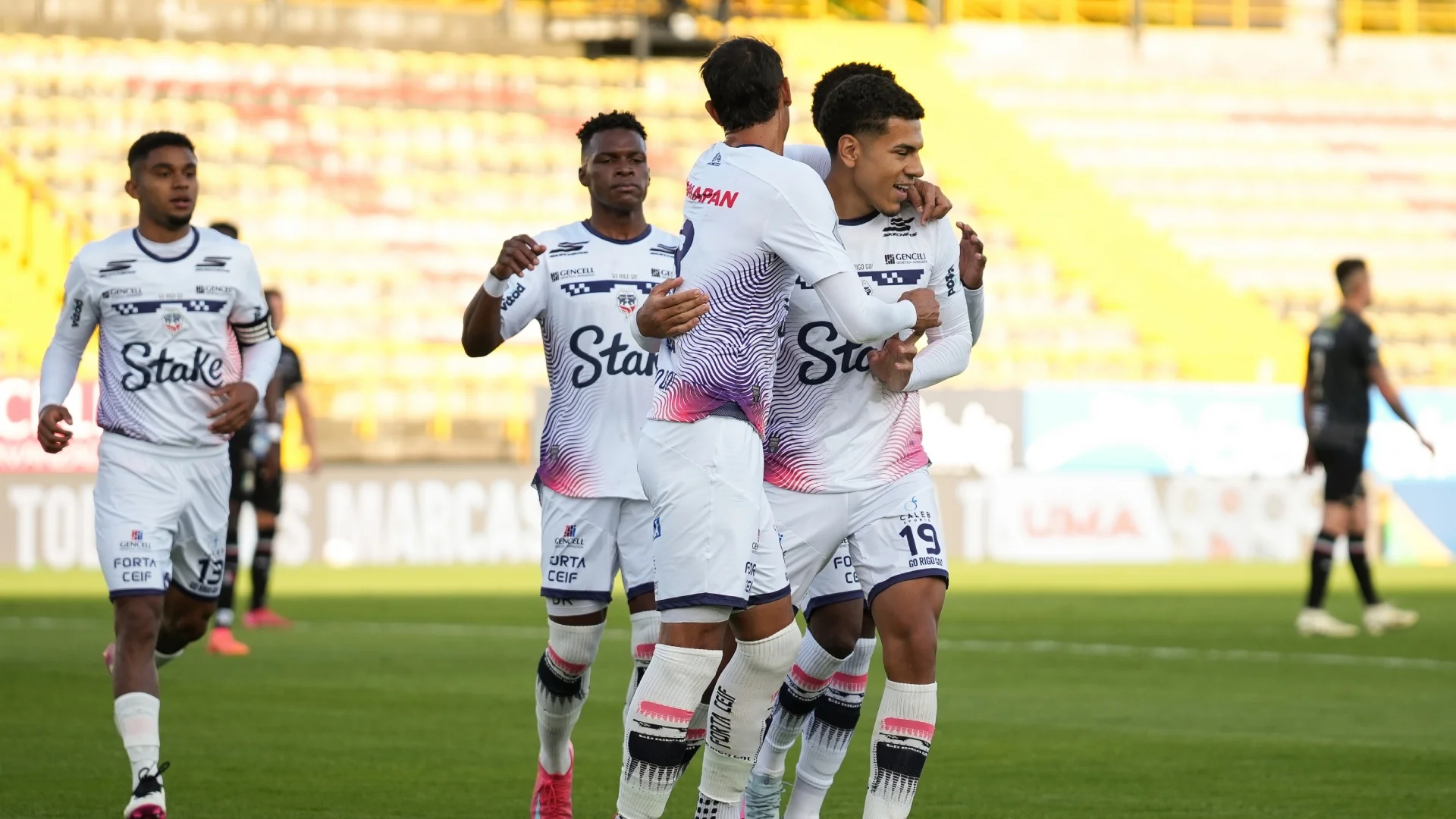 Deportivo Cali x Fortaleza-COL: Palpites, Escalações e Onde Assistir (24/07)
