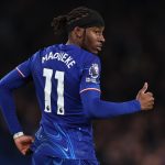 Madueke acerta salário com rival e deve deixar o Chelsea