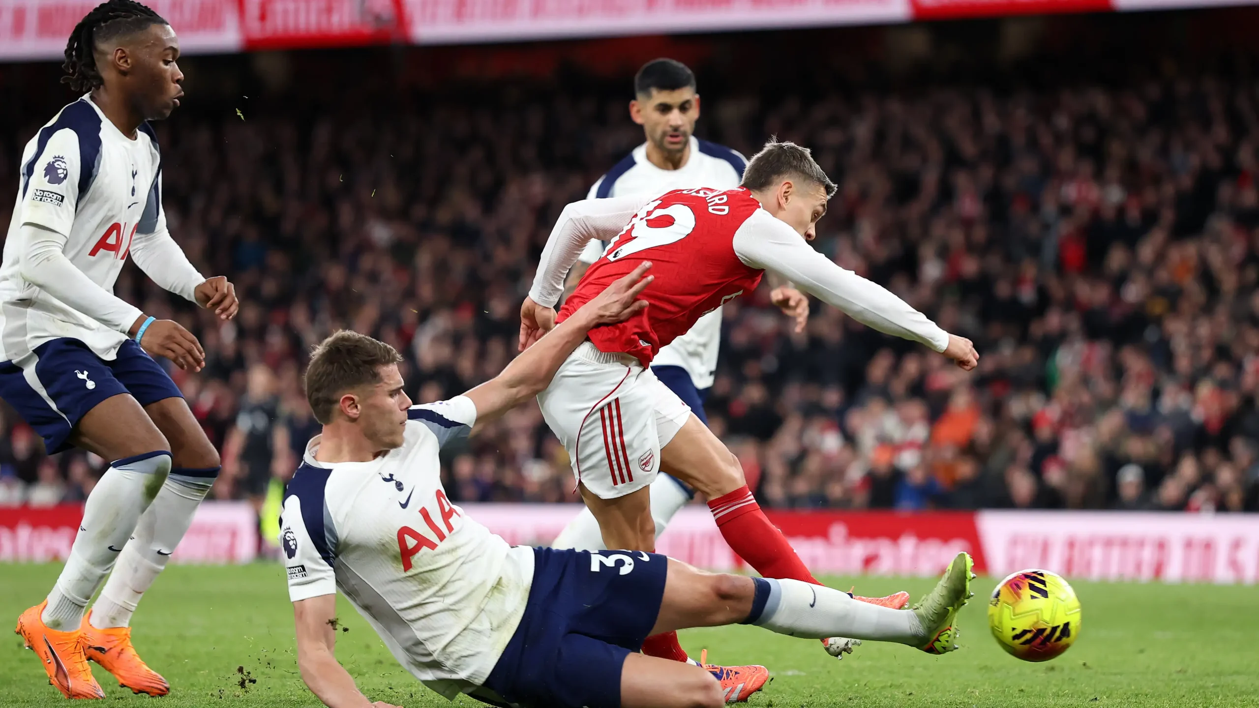 Tottenham vs Arsenal – Prognóstico, Odds e Dicas de Aposta | North London Derby – 22 de fevereiro de 2026