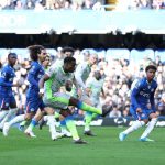 Manchester City atropela o Chelsea por 3 a 0 em Stamford Bridge e reacende a briga pelo título da Premier League